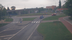 Křižovatka ulic Velká Dlážka a Polní
