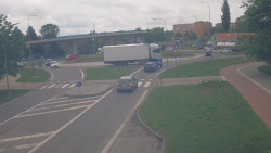 Křižovatka ulic Velká Dlážka a Polní