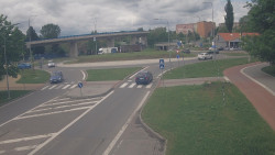Křižovatka ulic Velká Dlážka a Polní