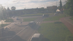 Křižovatka ulic Velká Dlážka a Polní