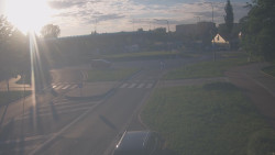 Křižovatka ulic Velká Dlážka a Polní