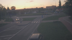 Křižovatka ulic Velká Dlážka a Polní