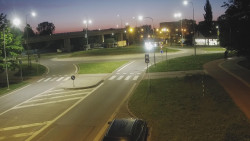 Křižovatka ulic Velká Dlážka a Polní