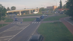 Křižovatka ulic Velká Dlážka a Polní
