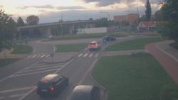Křižovatka ulic Velká Dlážka a Polní