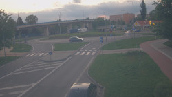 Křižovatka ulic Velká Dlážka a Polní