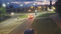 Křižovatka ulic Velká Dlážka a Polní