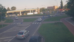 Křižovatka ulic Velká Dlážka a Polní