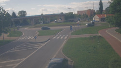 Křižovatka ulic Velká Dlážka a Polní