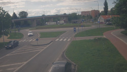 Křižovatka ulic Velká Dlážka a Polní