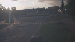 Křižovatka ulic Velká Dlážka a Polní