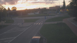 Křižovatka ulic Velká Dlážka a Polní