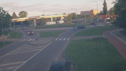 Křižovatka ulic Velká Dlážka a Polní