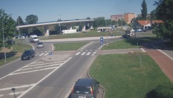 Křižovatka ulic Velká Dlážka a Polní