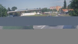 Křižovatka ulic Velká Dlážka a Polní