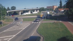 Křižovatka ulic Velká Dlážka a Polní