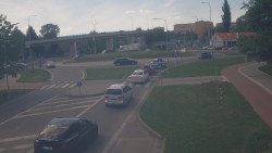 Křižovatka ulic Velká Dlážka a Polní