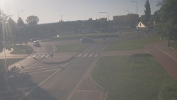 Křižovatka ulic Velká Dlážka a Polní