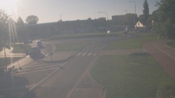Křižovatka ulic Velká Dlážka a Polní