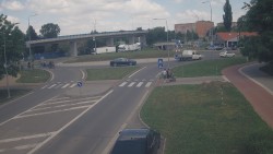 Křižovatka ulic Velká Dlážka a Polní