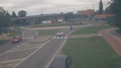 Křižovatka ulic Velká Dlážka a Polní