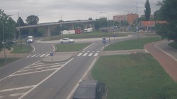 Křižovatka ulic Velká Dlážka a Polní