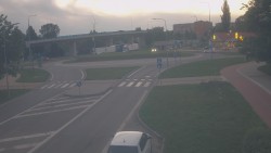 Křižovatka ulic Velká Dlážka a Polní