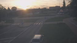 Křižovatka ulic Velká Dlážka a Polní