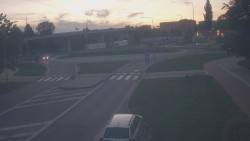 Křižovatka ulic Velká Dlážka a Polní