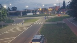 Křižovatka ulic Velká Dlážka a Polní