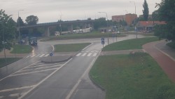 Křižovatka ulic Velká Dlážka a Polní