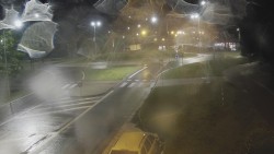 Křižovatka ulic Velká Dlážka a Polní