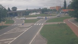 Křižovatka ulic Velká Dlážka a Polní