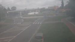 Křižovatka ulic Velká Dlážka a Polní
