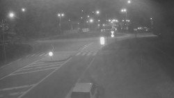 Křižovatka ulic Velká Dlážka a Polní