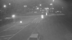 Křižovatka ulic Velká Dlážka a Polní