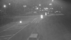 Křižovatka ulic Velká Dlážka a Polní