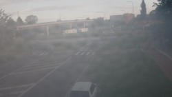 Křižovatka ulic Velká Dlážka a Polní