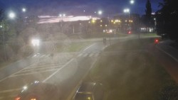 Křižovatka ulic Velká Dlážka a Polní
