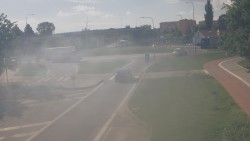 Křižovatka ulic Velká Dlážka a Polní