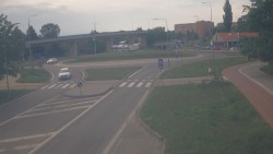 Křižovatka ulic Velká Dlážka a Polní