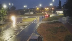 Křižovatka ulic Velká Dlážka a Polní