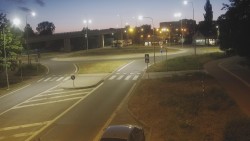 Křižovatka ulic Velká Dlážka a Polní