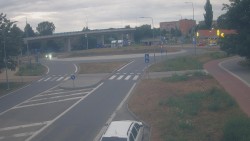 Křižovatka ulic Velká Dlážka a Polní
