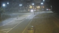 Křižovatka ulic Velká Dlážka a Polní