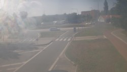 Křižovatka ulic Velká Dlážka a Polní