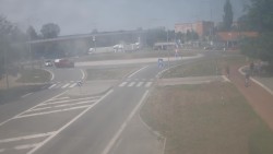Křižovatka ulic Velká Dlážka a Polní