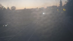 Křižovatka ulic Velká Dlážka a Polní