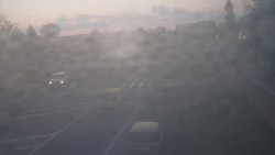 Křižovatka ulic Velká Dlážka a Polní