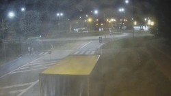 Křižovatka ulic Velká Dlážka a Polní